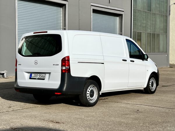 Kleintransporter - Mercedes Vito (langer Radstend) – Bild 2